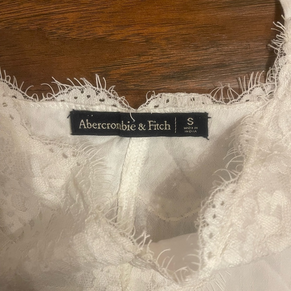 Abercrombie & Fitch Lace Tank Size S - Picture 3 of 3